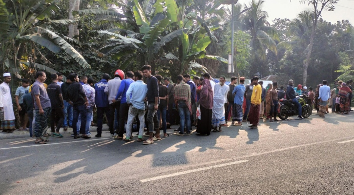 গোপালগঞ্জে বাসের ধাক্কায় কৃষি কর্মকর্তা নিহত